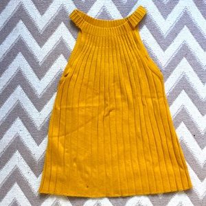 Yellow, high-neck tank top